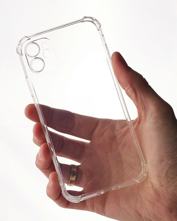 Силиконовый чехол WS SHOCKPROOF для iPhone 11 прозрачный