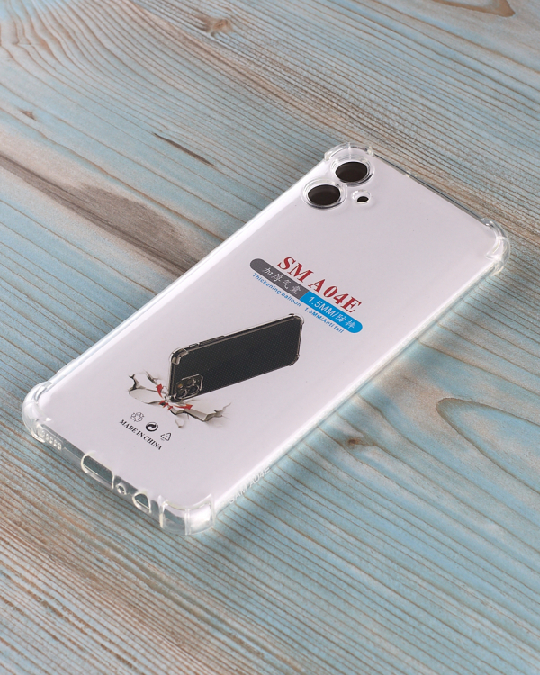 Силиконовый чехол WS SHOCKPROOF для Samsung A04e прозрачный