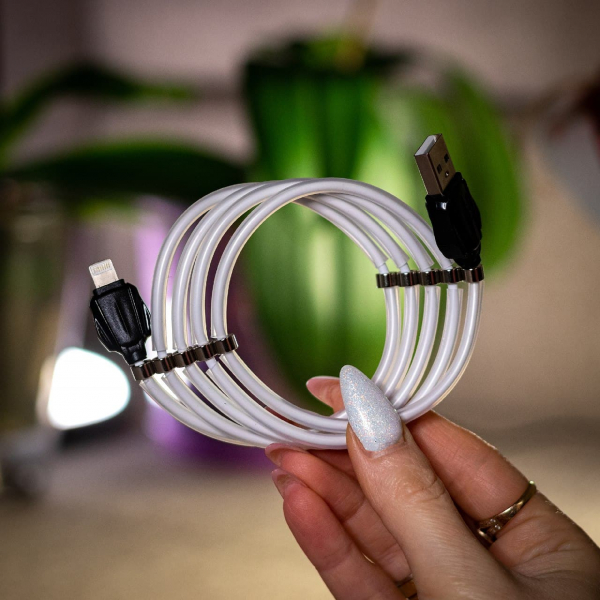 USB cable MOXOM Type-C (MX-CB46) Magnetic clips белый