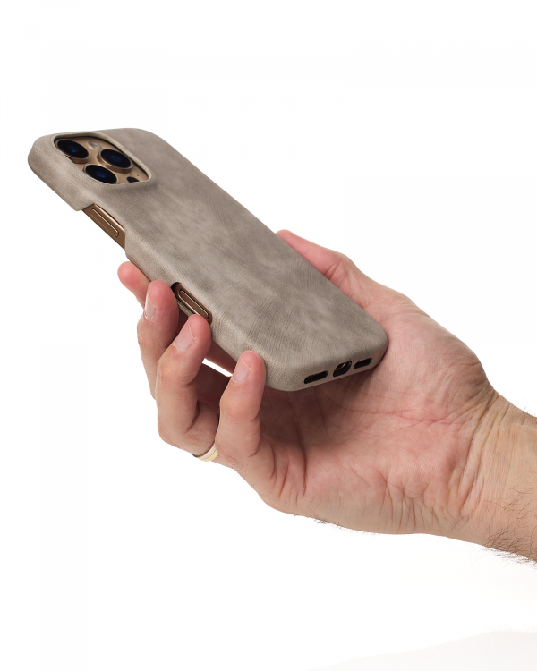 Чехол LEATHER Case для iPhone 16 Pro natural titanium