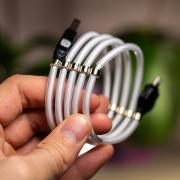 USB cable MOXOM Lightning (MX-CB46) Magnetic clips белый